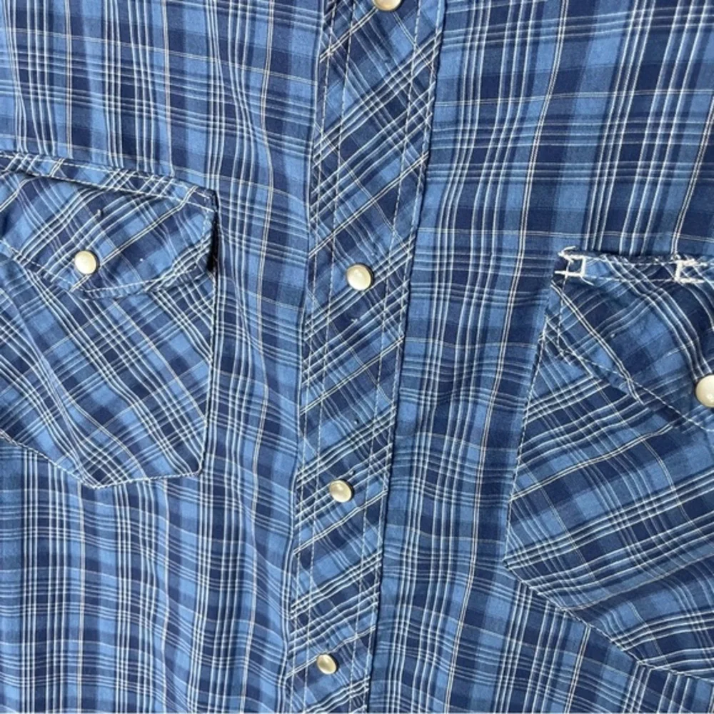 Vintage Wrangler Blue Plaid Pearl Snaps Long Sleeve Lightweight Size Large‎